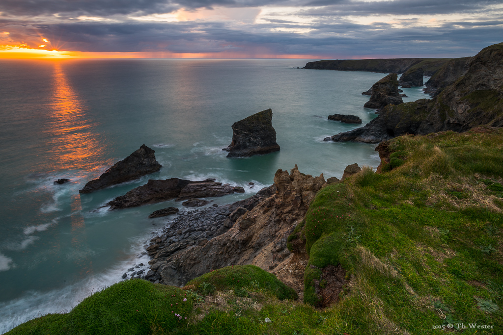 Die "Bedruthan Steps" sind ein wahres Highlight in dieser Ecke (B502)