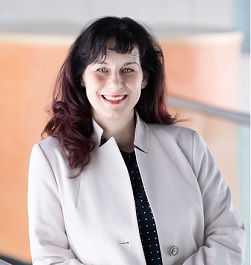 Unsere Partnerin, Sabine Vana, feiert ihr 10-jähriges Jubiläum als selbständige qualifizierte "interkulturelle Trainerin".