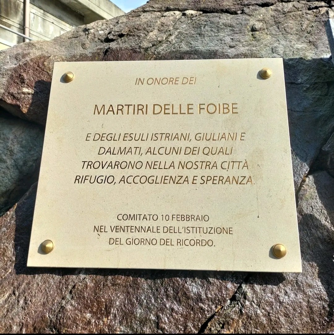 Stele a ricordo