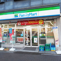 ファミリーマート