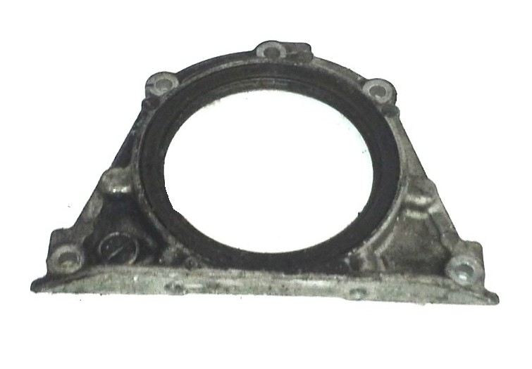 MD172170 Used 4g63 Crankshaft Oil Seal Housing mobitechlifttrucks