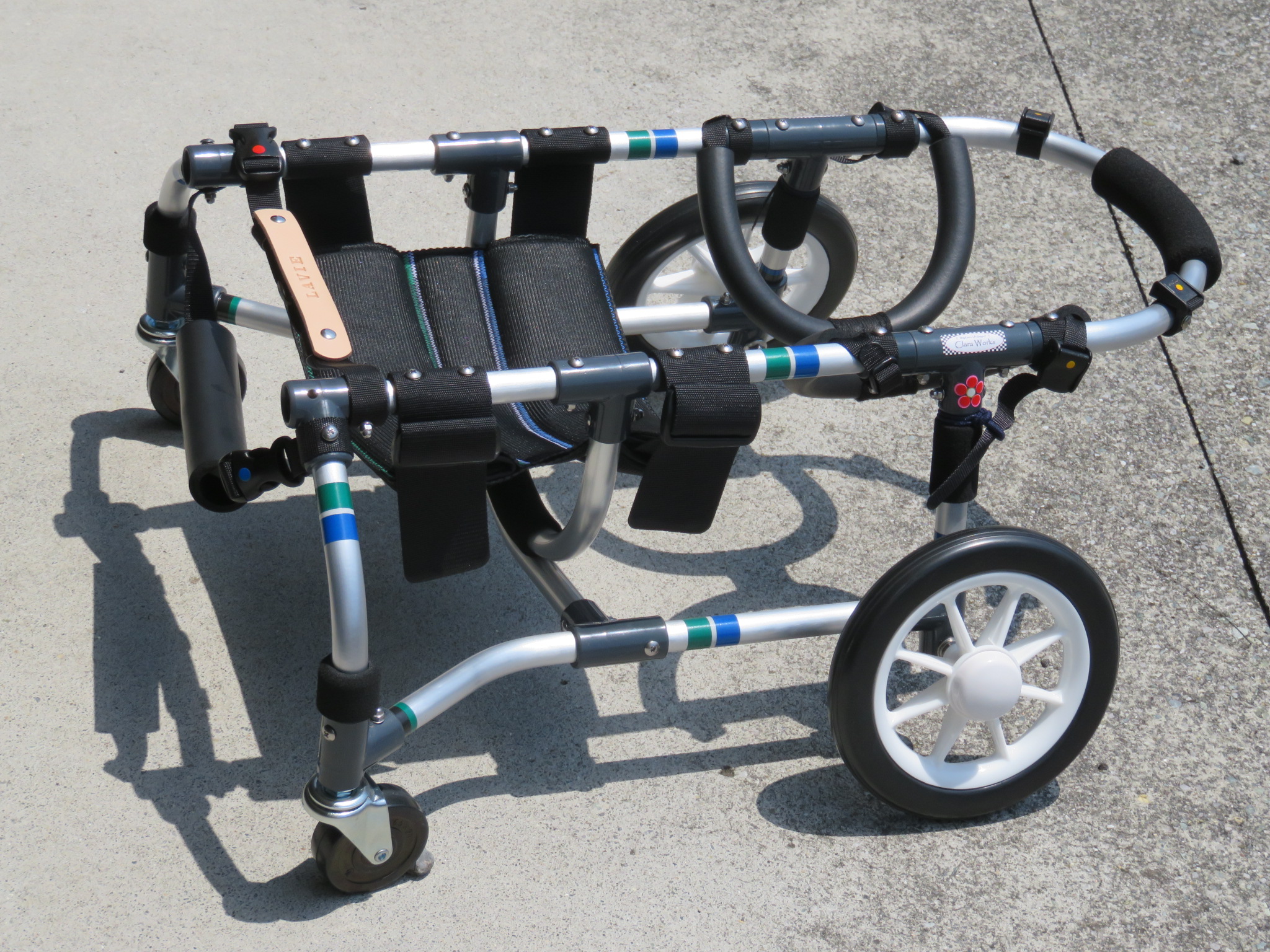 犬の車椅子 犬用車椅子 DOGKART 製作販売 - 犬の車いす工房