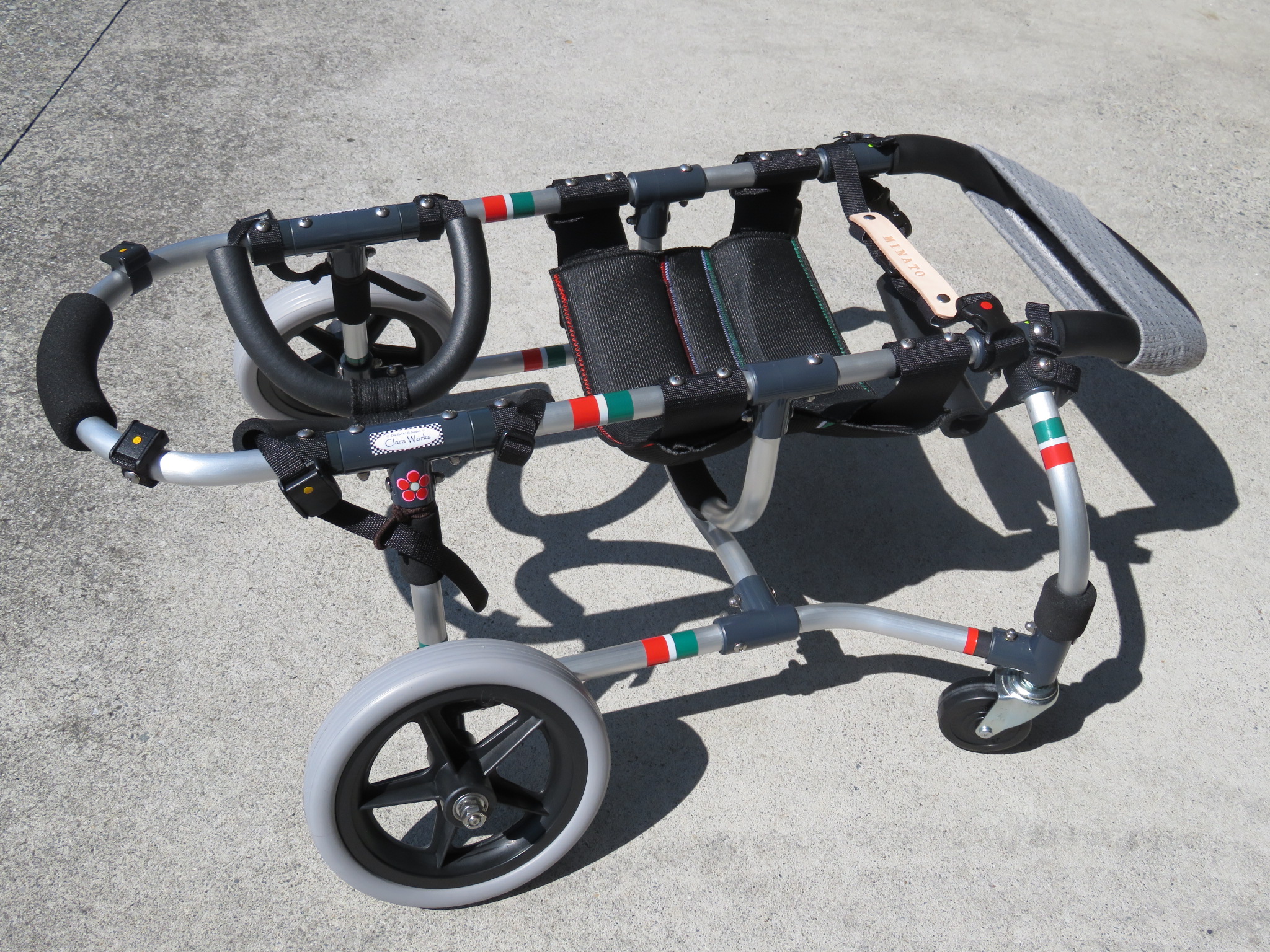 犬用車いす 中型犬用　クララワークス　高さ調整可能 犬の車椅子 犬用車椅子 DOGKART 製作販売 - 犬の車いす工房