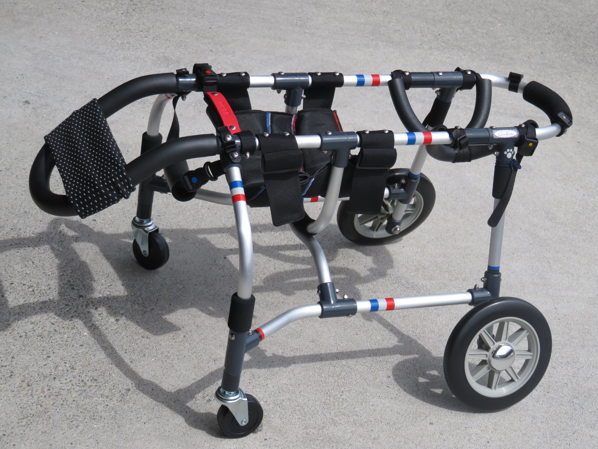 犬用車いす 中型犬用　クララワークス　高さ調整可能 犬の車椅子 犬用車椅子 DOGKART 製作販売 - 犬の車いす工房