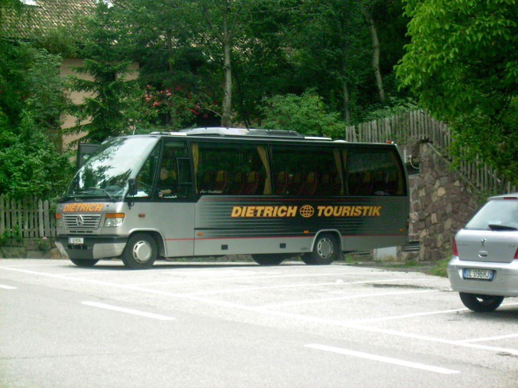 mit dem Bus ging es  zurück ins Tal