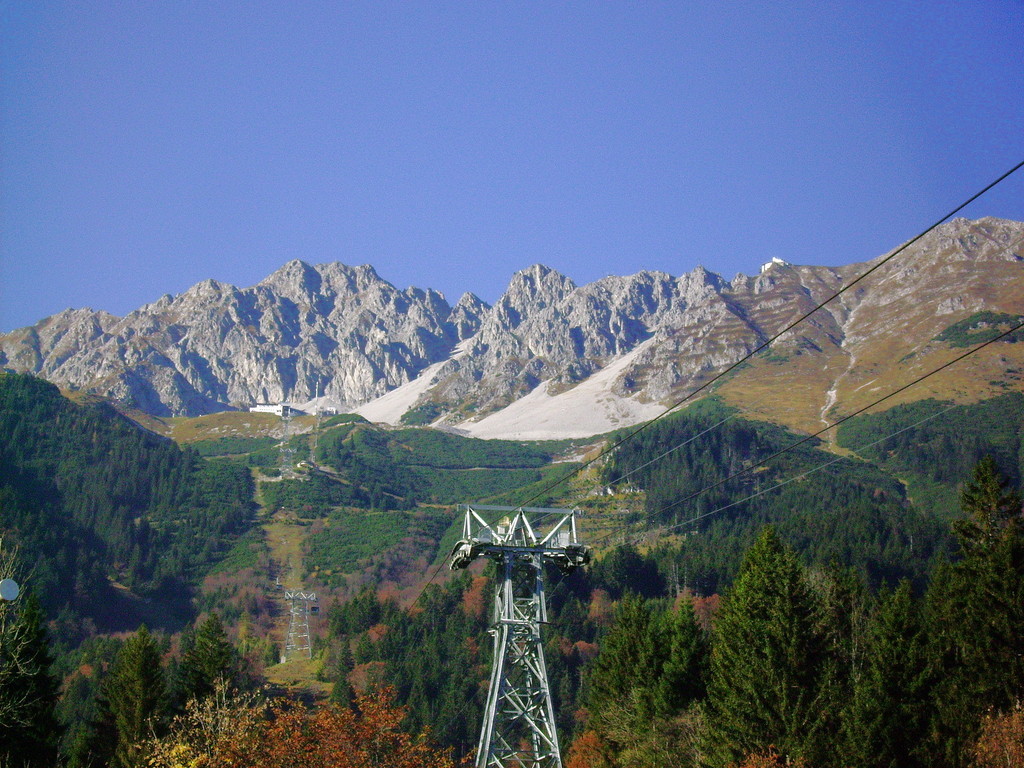 Blick v. d. Hungerburg zur Seegrube bzw.aufs Karwendel