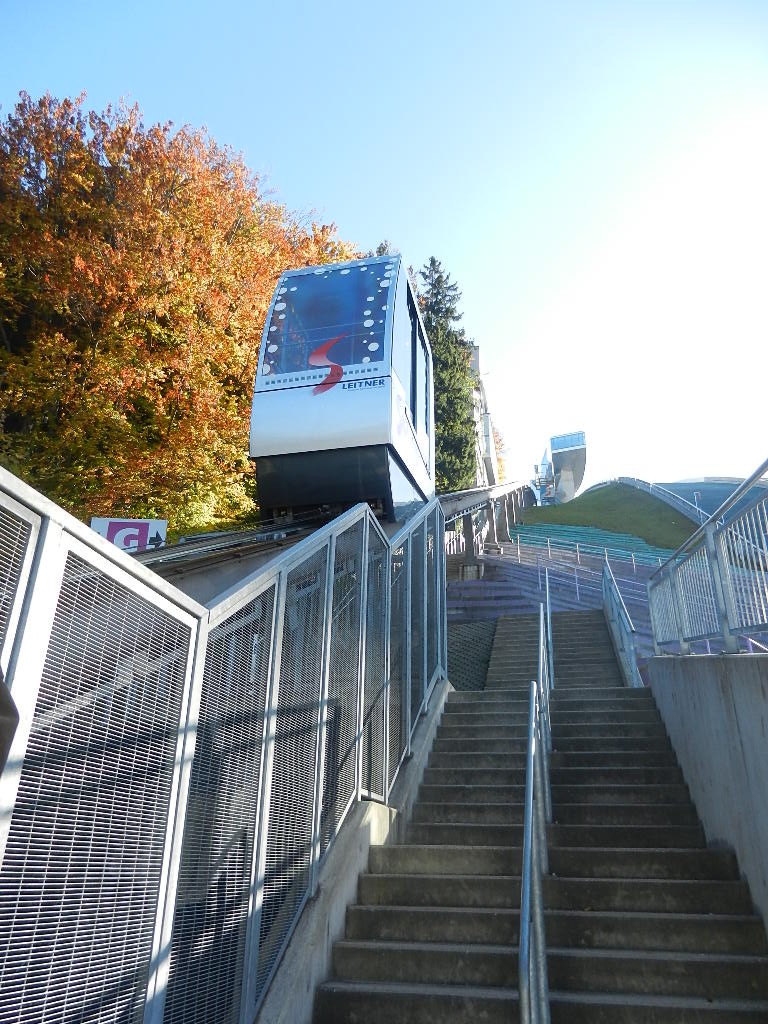  ...bis zum Turm - bzw. Restaurant-Cafe im Turm