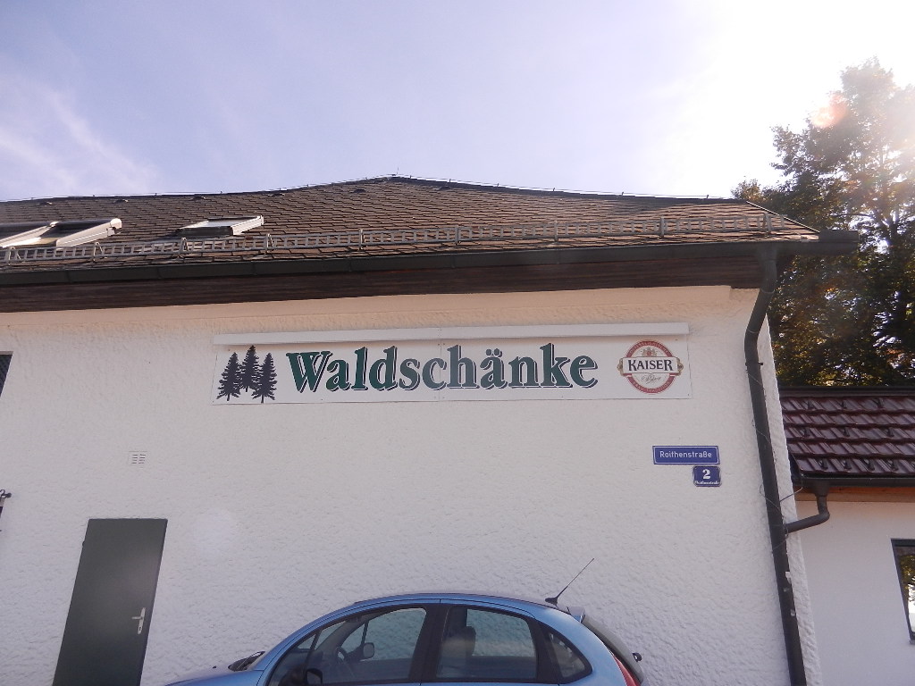 Mittagspause bei der Heimkehr nach Tirol in der "Waldschänke" in Wels