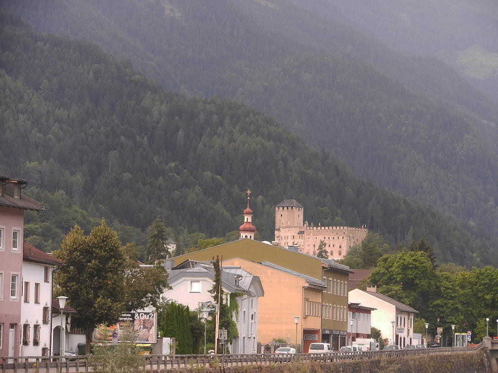 Blick auf Schloss Bruck