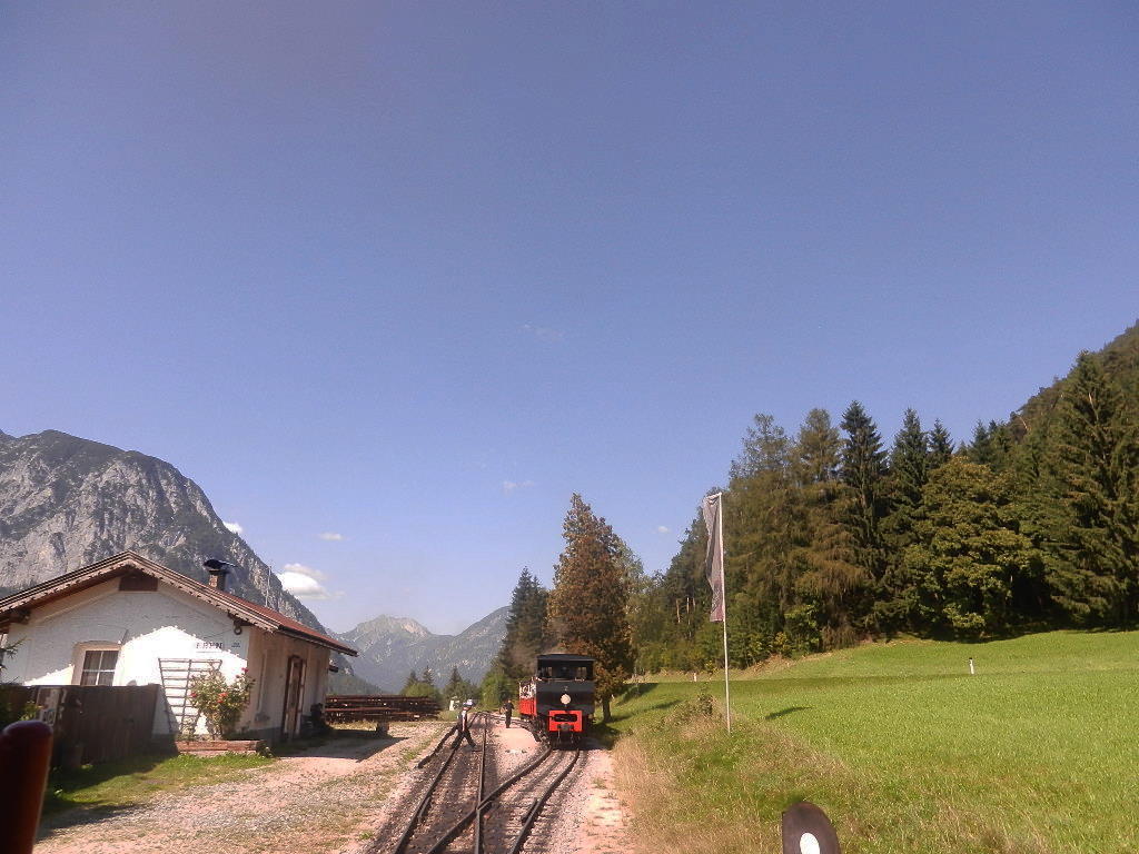 Zwischenstation - das letzte Teilstück - jetzt werden die Waggon bis zum "Seespitz"von der Lokomotive gezogen