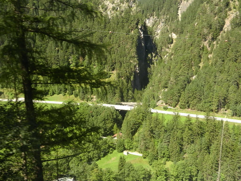 Durch das Paznauntal im Tiroler Oberland zum Reschensee