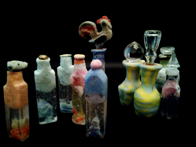 bottles and stoppers max height 15cm