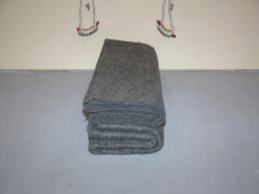 Folding a yoga blanket, Yoga blanket storage, Yoga blanket application / How to use a yoga blanket, Yoga blanket use / Usage, Iyengar yoga blanket, Yoga blanket, Folding a blanket into a pillow / Cushion fold