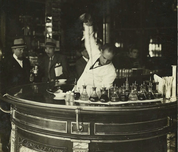 La epoca dorada de la cocteleria cubana