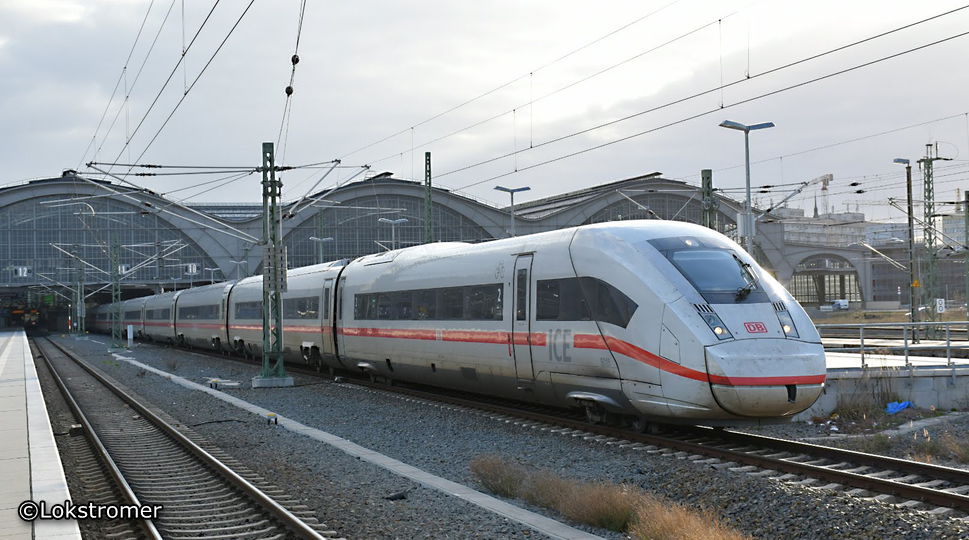 Am 19. März 2019 fährt ICE 4 412 015 in Leipzig Hbf ab in Richtung München