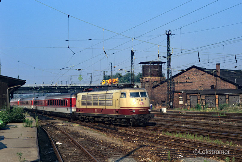 DB 103 105 mit IC von Nürnberg nach Berlin in Naumburg/Saale am 08.07.1995