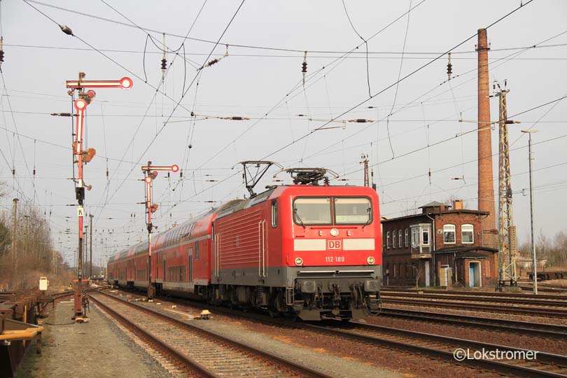 DB 112 189 mit Regionalexpress RE2 nach Berlin in Finsterwalde am 12.03.2011