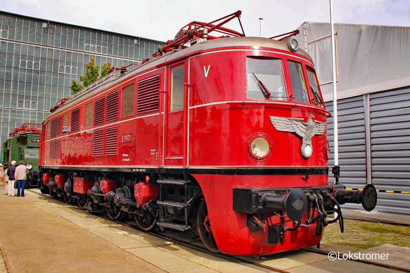 DR E19 01 im AEG-Herstellerwerk in Hennigsdorf am 18.09.2010