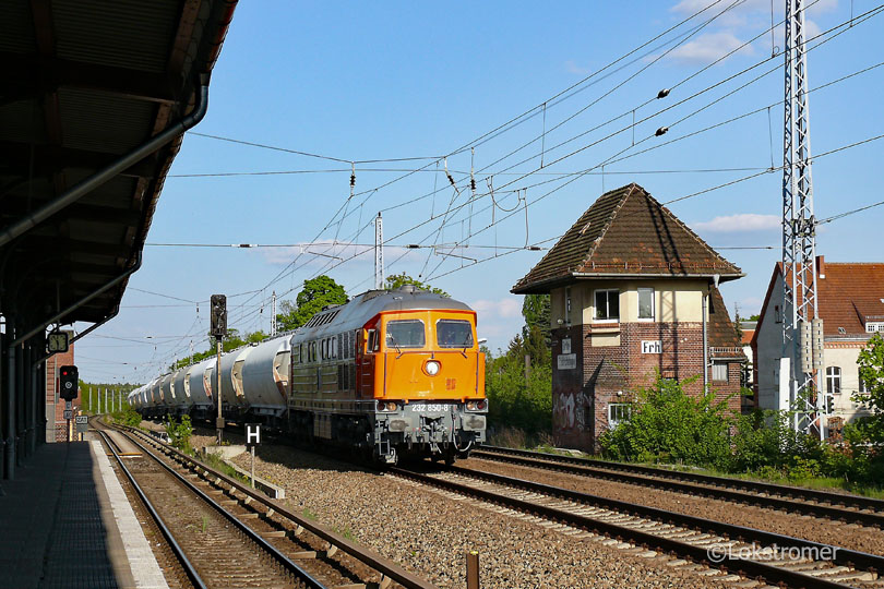 EKO 232 850 mit einem Güterzug aus Ziltendorf in Berlin-Friedrichshagen am 08.05.2008