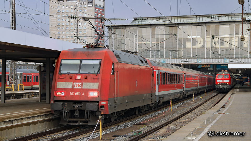 Regionalverkehr mit 200 km/h - DB 101 050 am 27. April 2011 in München Hbf mit IRE nach Nürnberg Hbf