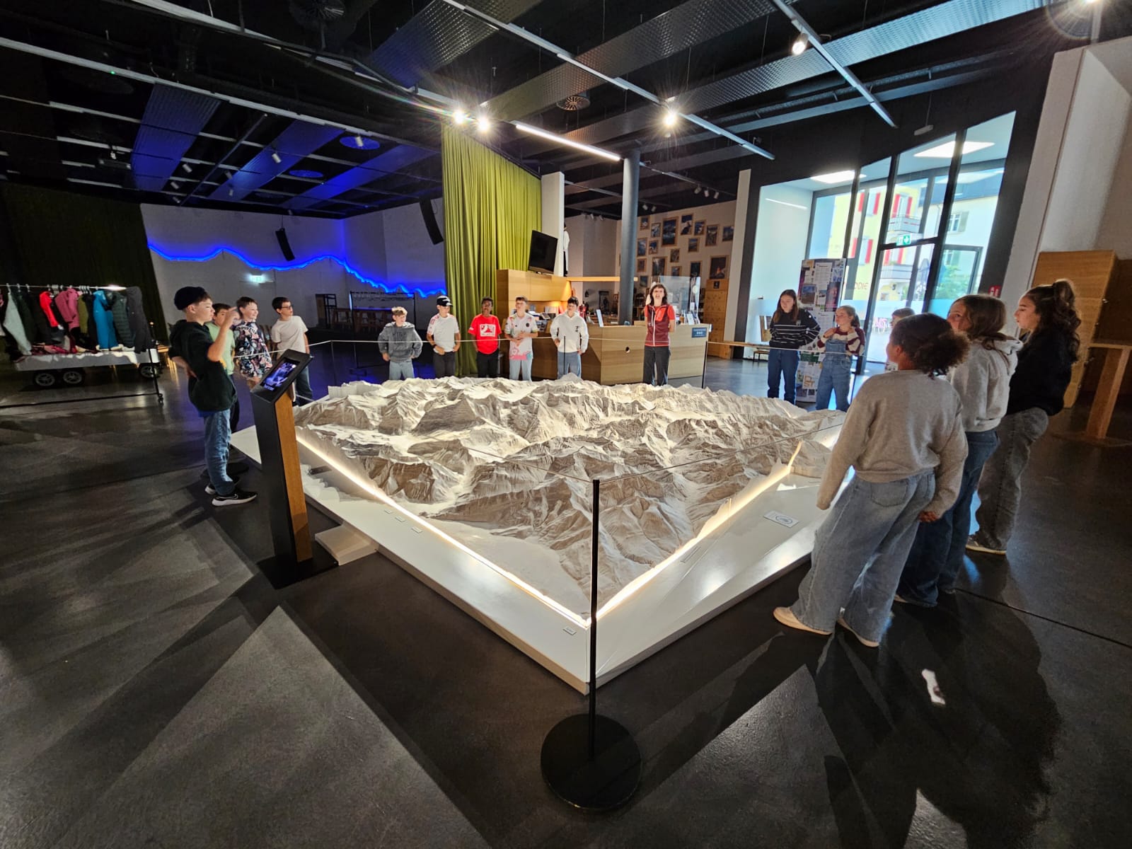 Besuch im WNF - 8H A, B, C