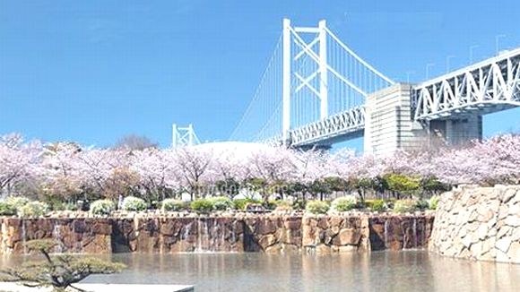 瀬戸大橋記念公園 瀬戸大橋と桜