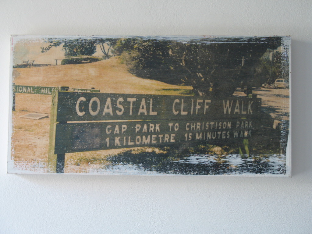 Coastal Cliff Walk 1/7 2004 V 20x40 cm 200.-