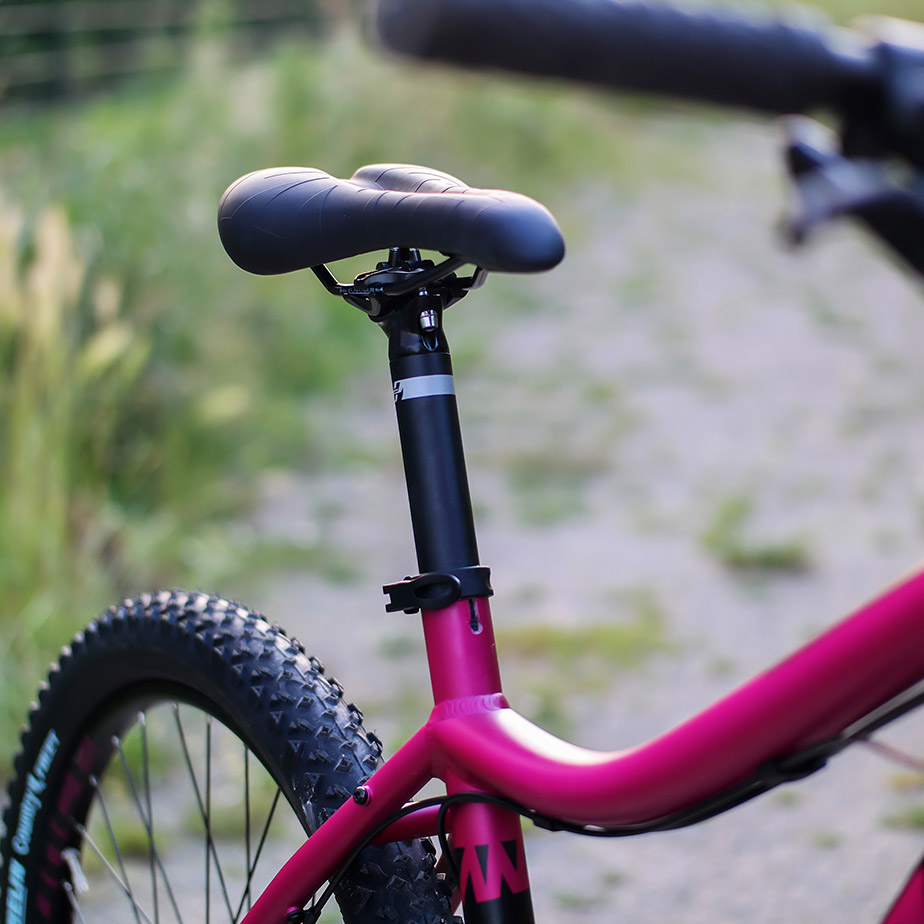 Ghost Lanao 1.6 AL Hardtail in Berry Pop | Mit diesem Mountainbike macht das Radeln auch Bloggerinnen Spaß | hot-port.de | Lifestyle Blog