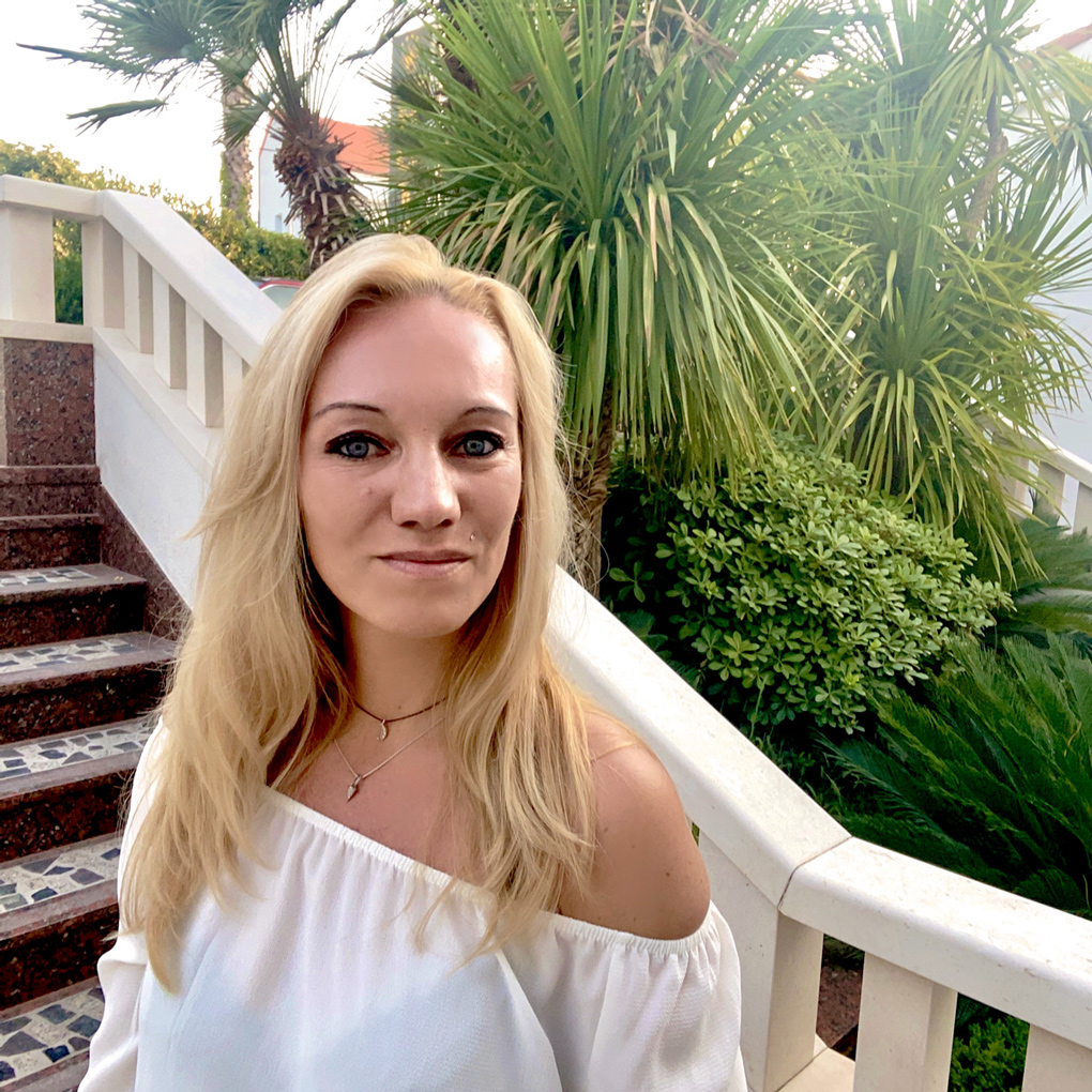 Urlaub in Corona Zeiten: Ist das überhaupt möglich? Na klar! Bloggerin Franny Fine entführt Euch ins malerische Kroatien. In der Nähe von Split hat sie ihren persönlichen Ruhepol gefunden | Hot Port Life & Style | Deutscher Lifestyle Blog