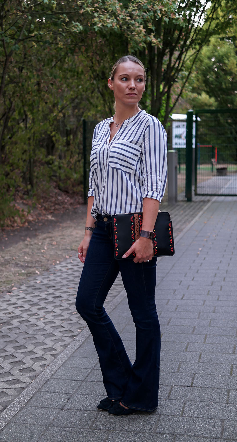 Style Trend Striped Blouse | Outfit Gestreifte Bluse & Schlagjeans | hot-port.de | 30+ Style Blog