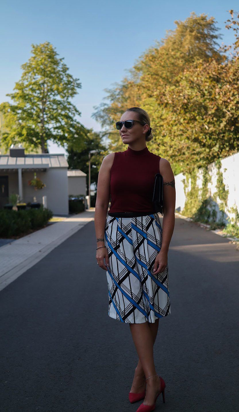 Outfit River Island Summer Culottes X Crop Top from Ax | Braided Clutch from Asos | hot-port.de | 30+ Lifestyle & Trends Blog