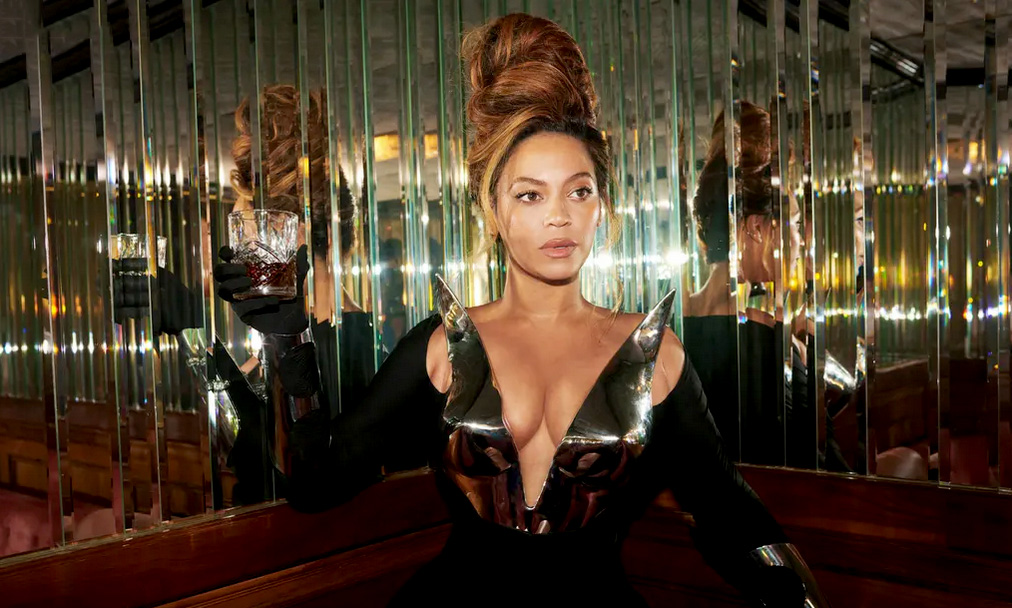 Renaissance: Beyonces fulminante Rückkehr | Das sechste Album ist inzwischen lange her, so dass es dringend Nachschub bedufte | Hot Port Life & Style | 30+ Style Blog