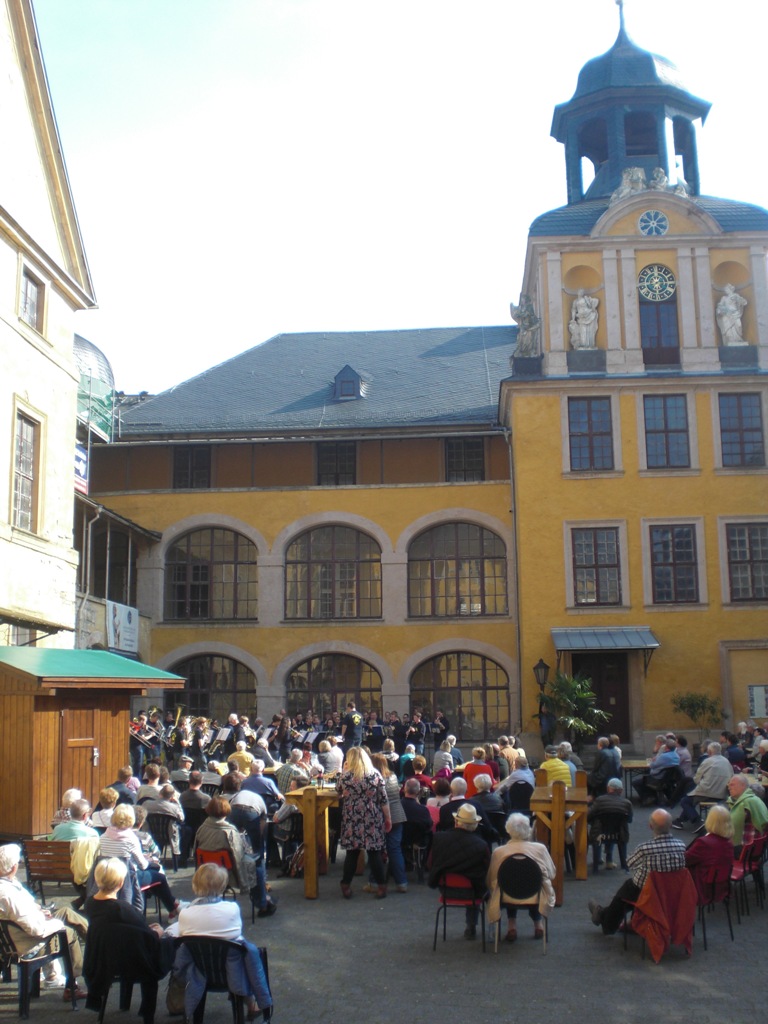 Blasmusik im Großen Schloss-Hof