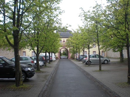 Eingang zum Kloster Steinfeld