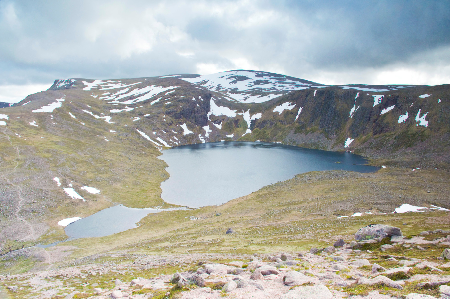 Ben Macdui, Loch Etachan