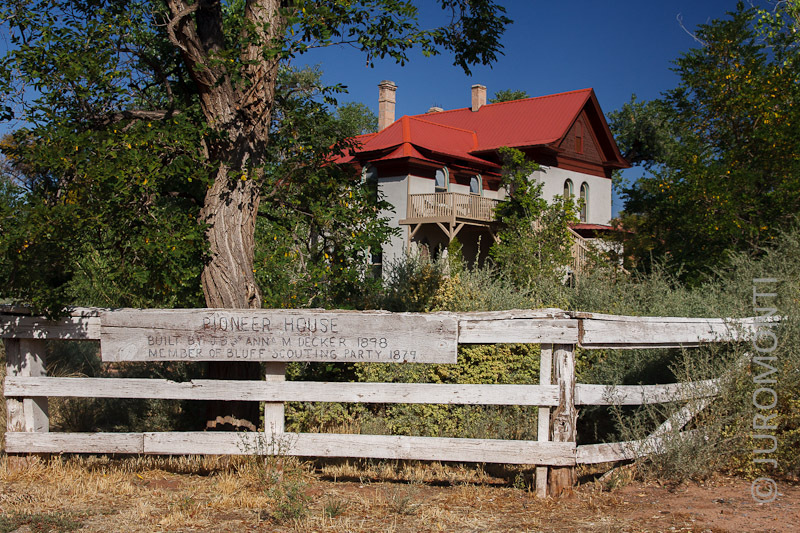 Decker's House