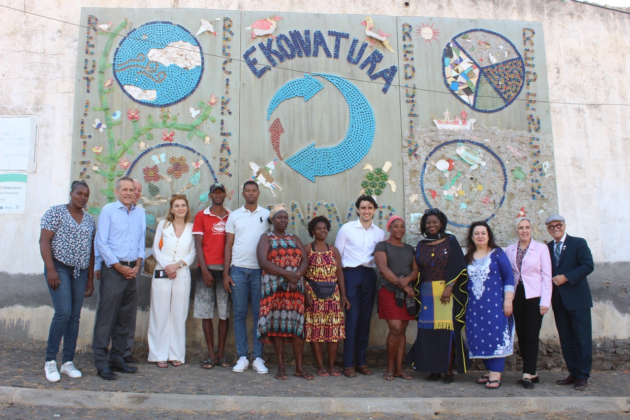 Visit of Canadian Parliamentarians to the Ecocenter of São Francisco