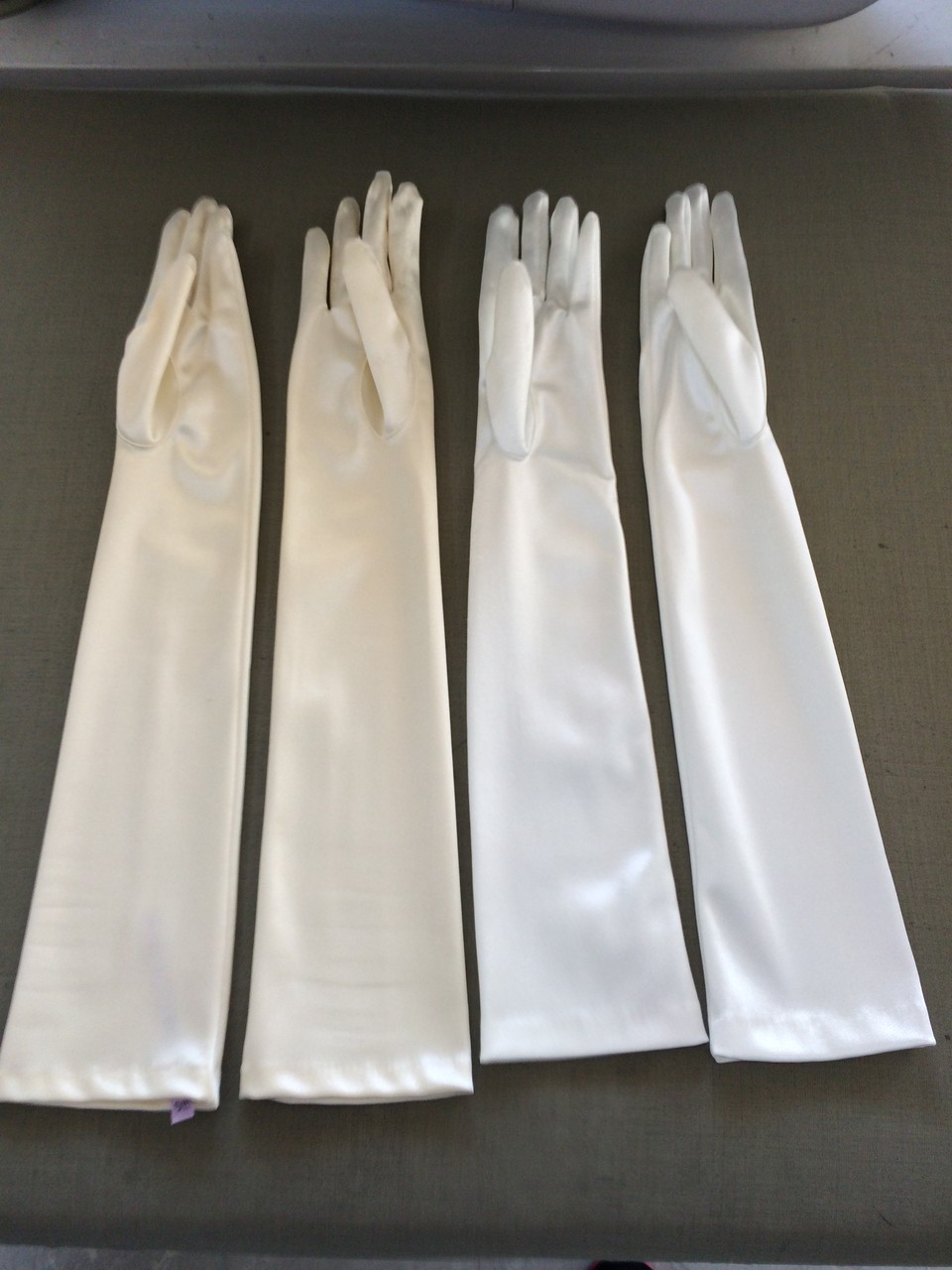 ロンググローブも880円