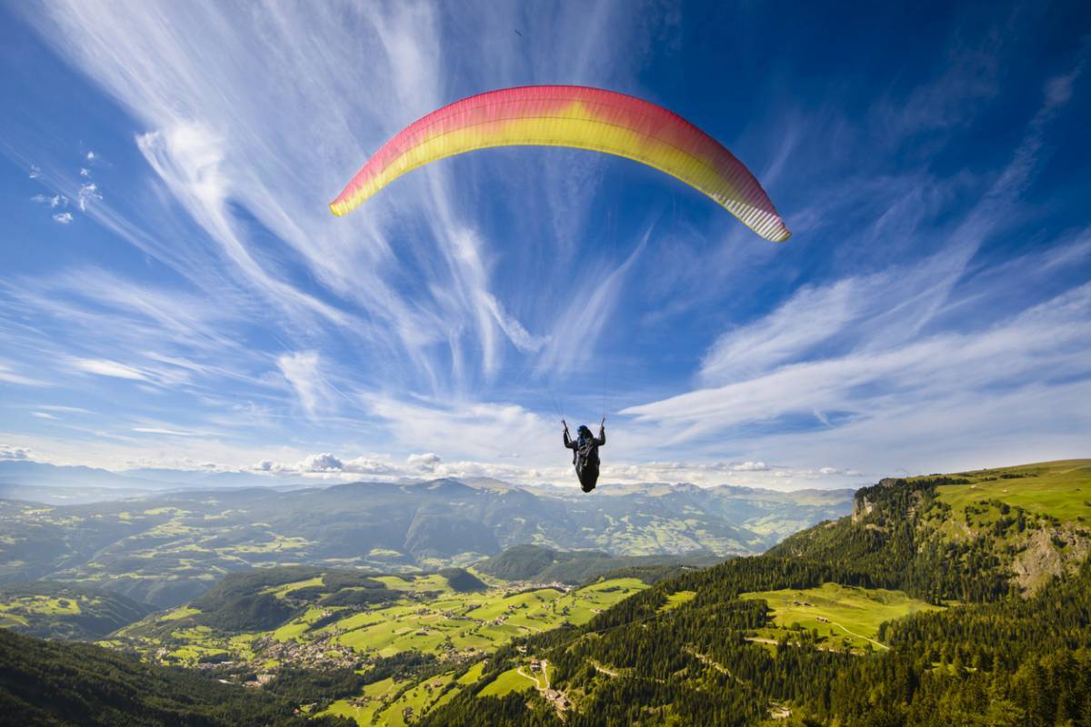 5 raisons pour lesquelles Annecy est la plus belle destination pour voler en parapente