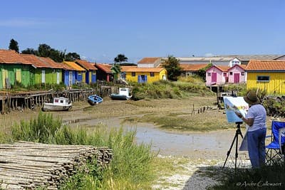 Séjour fixe en Charente-Maritime - Vue sur un village ostréicole et activités locales"