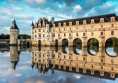 Reflet du Château de Chenonceau dans les eaux du Cher