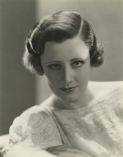 1933, February 10 - "Star Sketches - Story of Irene Dunne by Ricardo Cortez"