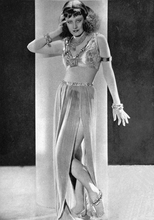 1930 - publicity