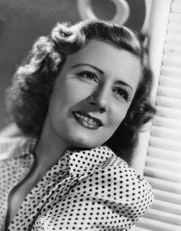1939, October 19 - "Concentration Necessary For Screen Success"