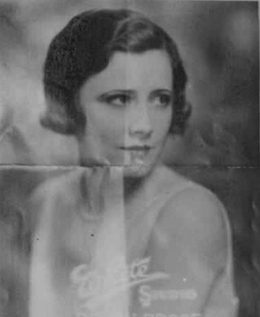 1930 - shot by the Broadway photographers "White Studio"
