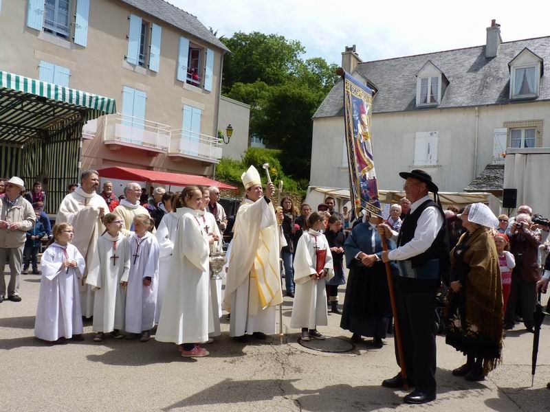 Le salut des bannières (8)