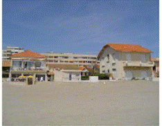 L'immeuble vu de la plage