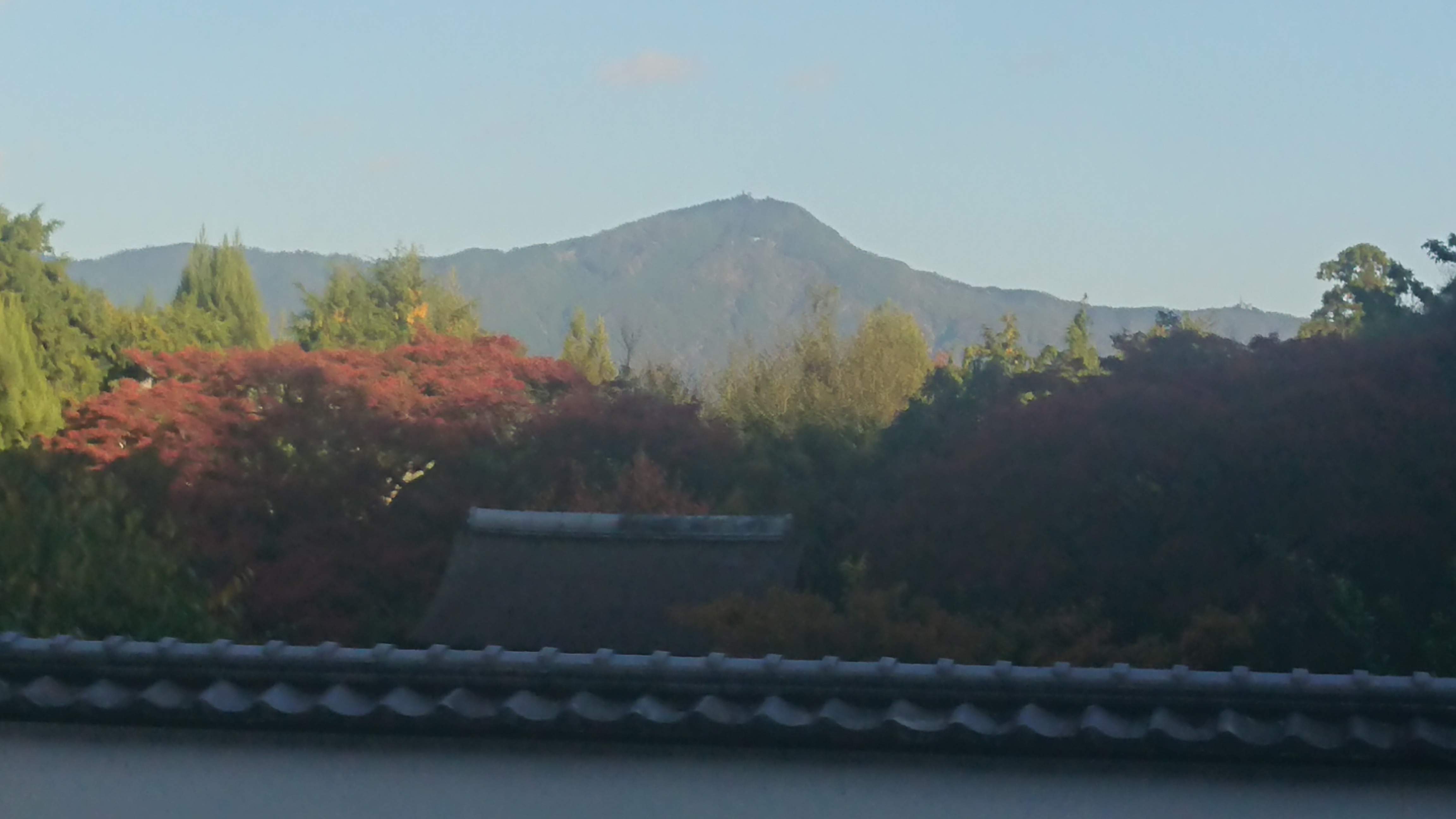 仏教の世界「母なる山」の比叡山