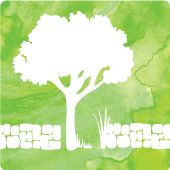 Silhouette Baum und Natursteinmauer auf grünem Hintergrund