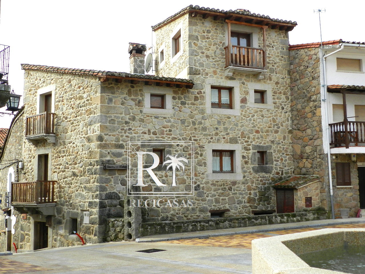 Casas de lujo, fincas y chalets en Piedralaves INMOBILIARIA LUJO, VENTA DE CASAS, CHALETS